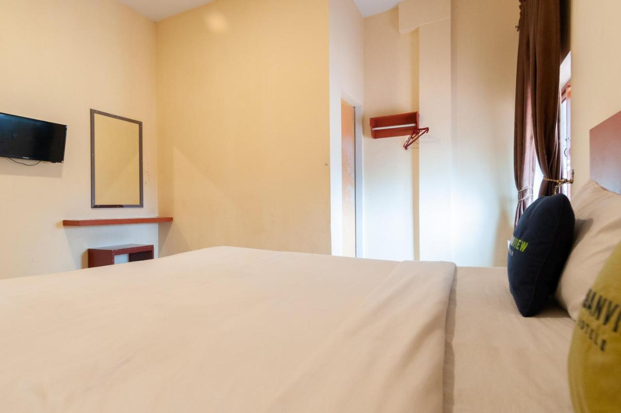 Urbanview Hotel Syariah Residence Medan By Reddoorz Экстерьер фото