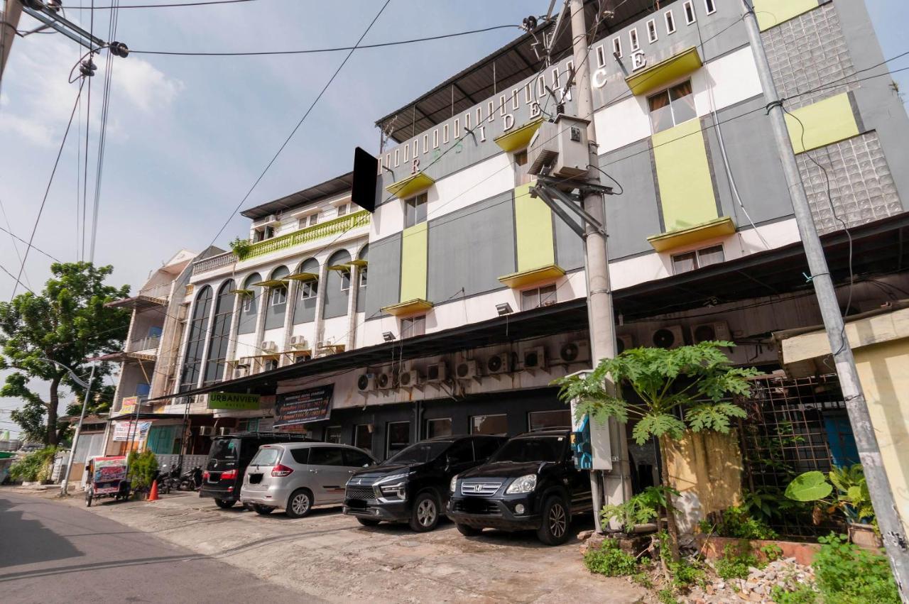 Urbanview Hotel Syariah Residence Medan By Reddoorz Экстерьер фото